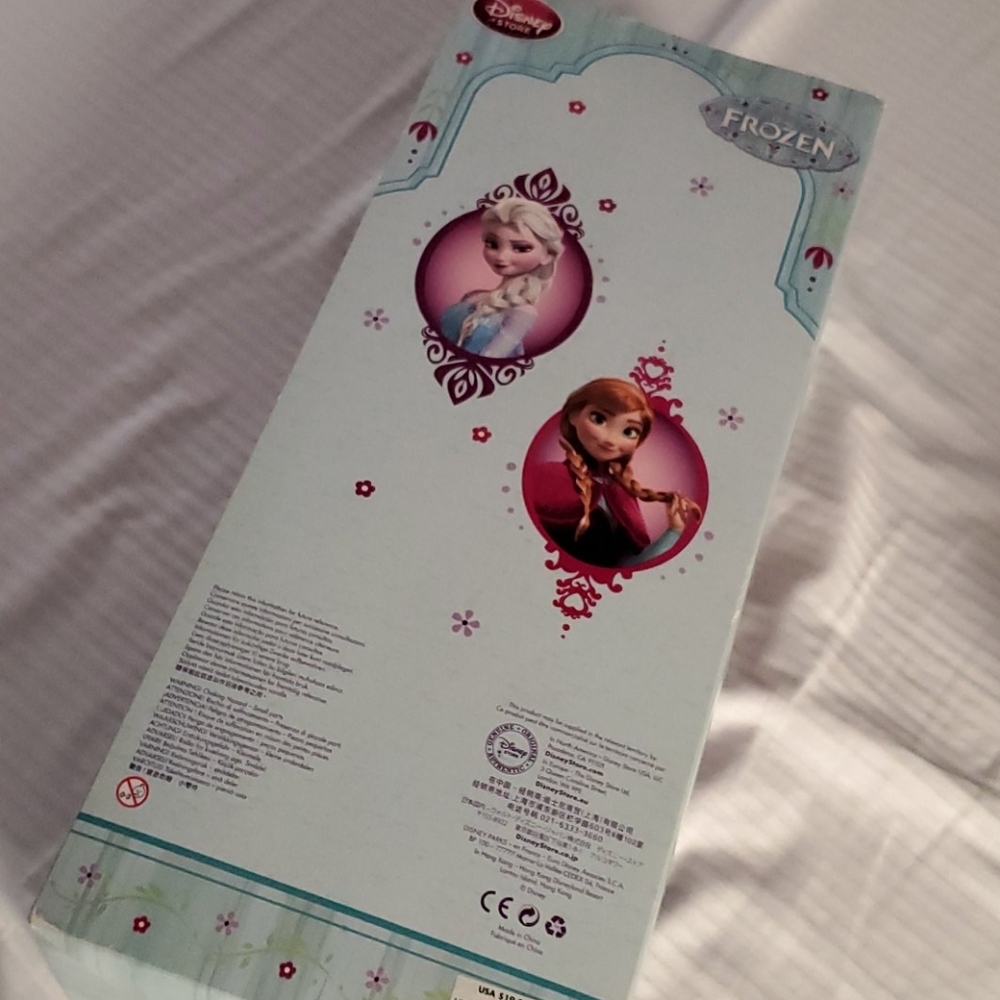 Elsa🆕️ - Picture 3 of 4